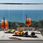 Πανσιόν Terrazze Naos 4*