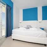 Terrazze Naos Πανσιόν 4*