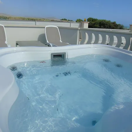Terrazze Naos 4* סן לאונה