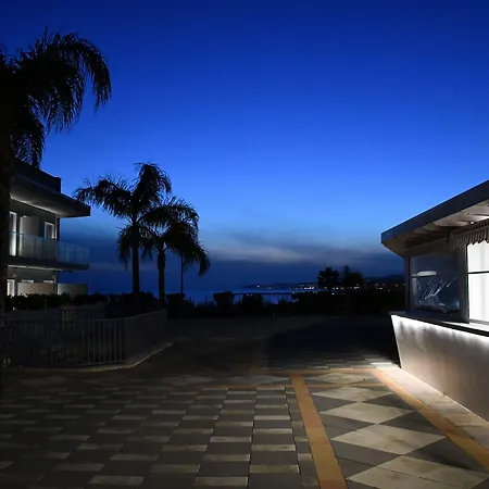 Gasthuis Terrazze Naos 4*